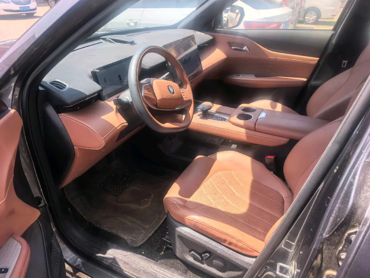 2024 ChangAn UNI-Z 1.5L 98HP L4 E-CVT PHEV 18.4KWH,autocango,china used car exporter,china ev exporter,chinese used car exporter,chinese used ev exporter