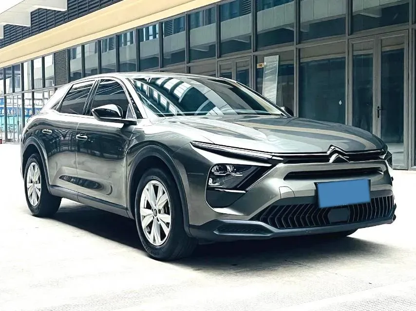 2023 Citroen C5 X 1.6T 175HP L4 8AT,autocango,china used car exporter,china ev exporter,chinese used car exporter,chinese used ev exporter