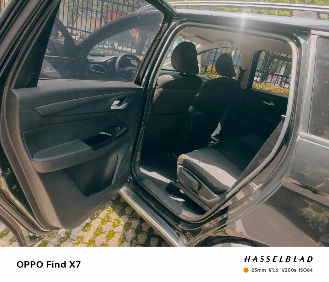 2019 BaoJun 730 1.5T 151HP L4 CVT,autocango,china used car exporter,china ev exporter,chinese used car exporter,chinese used ev exporter