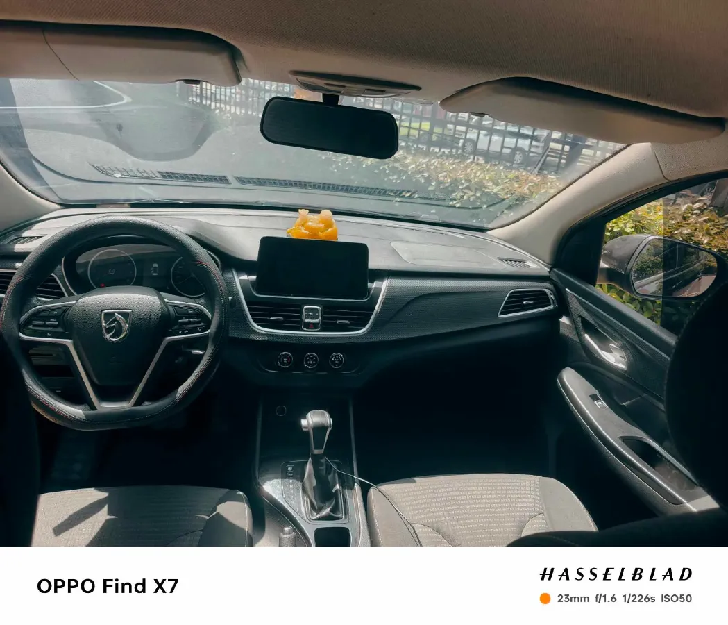 2019 BaoJun 730 1.5T 151HP L4 CVT,autocango,china used car exporter,china ev exporter,chinese used car exporter,chinese used ev exporter