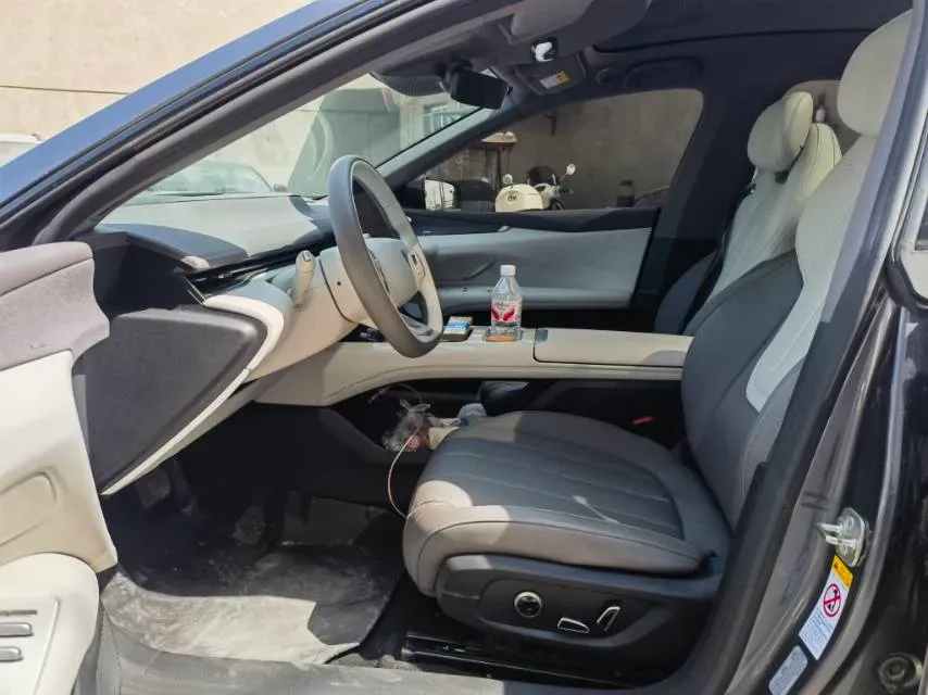 2025 Deepal L07 BEV 56.12KWH,autocango,china used car exporter,china ev exporter,chinese used car exporter,chinese used ev exporter