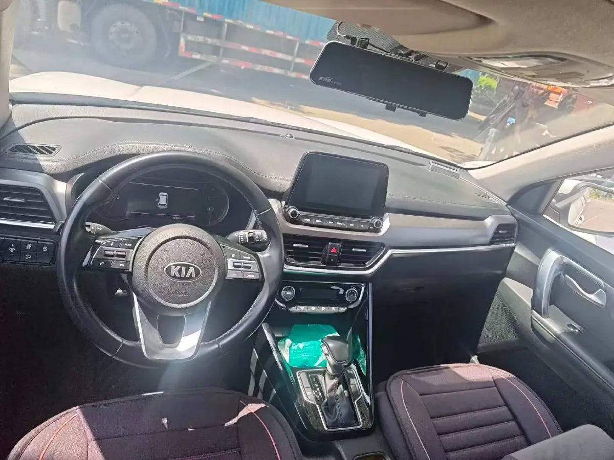 2018 Kia Sportage R 2.0L 160HP L4 6AT,autocango,china used car exporter,china ev exporter,chinese used car exporter,chinese used ev exporter