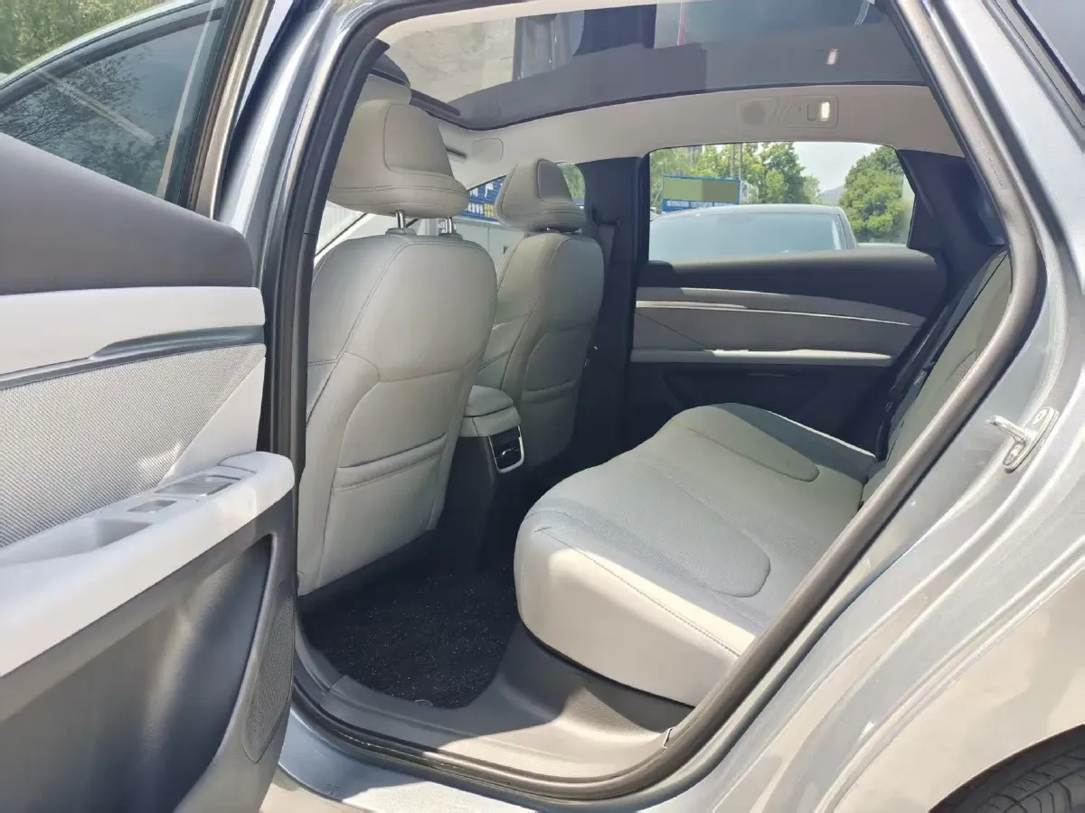 2024 Xpeng MONA M03 BEV 62.2KWH,autocango,china used car exporter,china ev exporter,chinese used car exporter,chinese used ev exporter