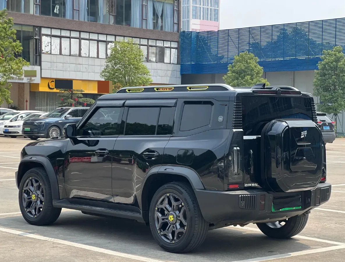 2024 Jetour ShanHai TravellerC-DM 1.5T 156HP L4 3DHT PHEV 43.24KWH,autocango,china used car exporter,china ev exporter,chinese used car exporter,chinese used ev exporter