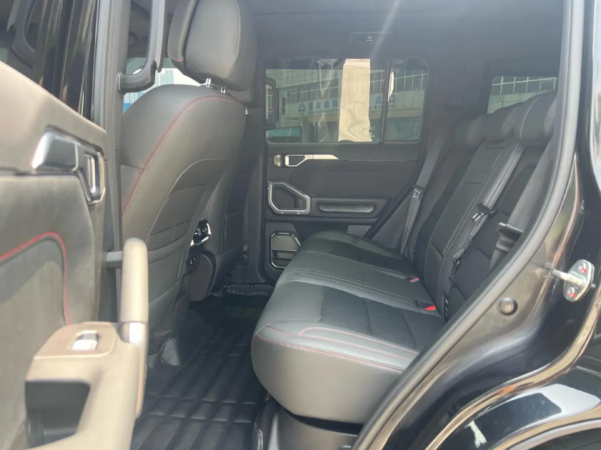 2024 Jetour ShanHai TravellerC-DM 1.5T 156HP L4 3DHT PHEV 43.24KWH,autocango,china used car exporter,china ev exporter,chinese used car exporter,chinese used ev exporter