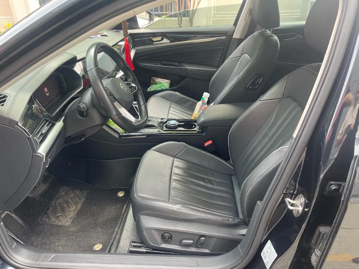 2023 Volkswagen Passat 2.0T 186HP L4 7DCT,autocango,china used car exporter,china ev exporter,chinese used car exporter,chinese used ev exporter