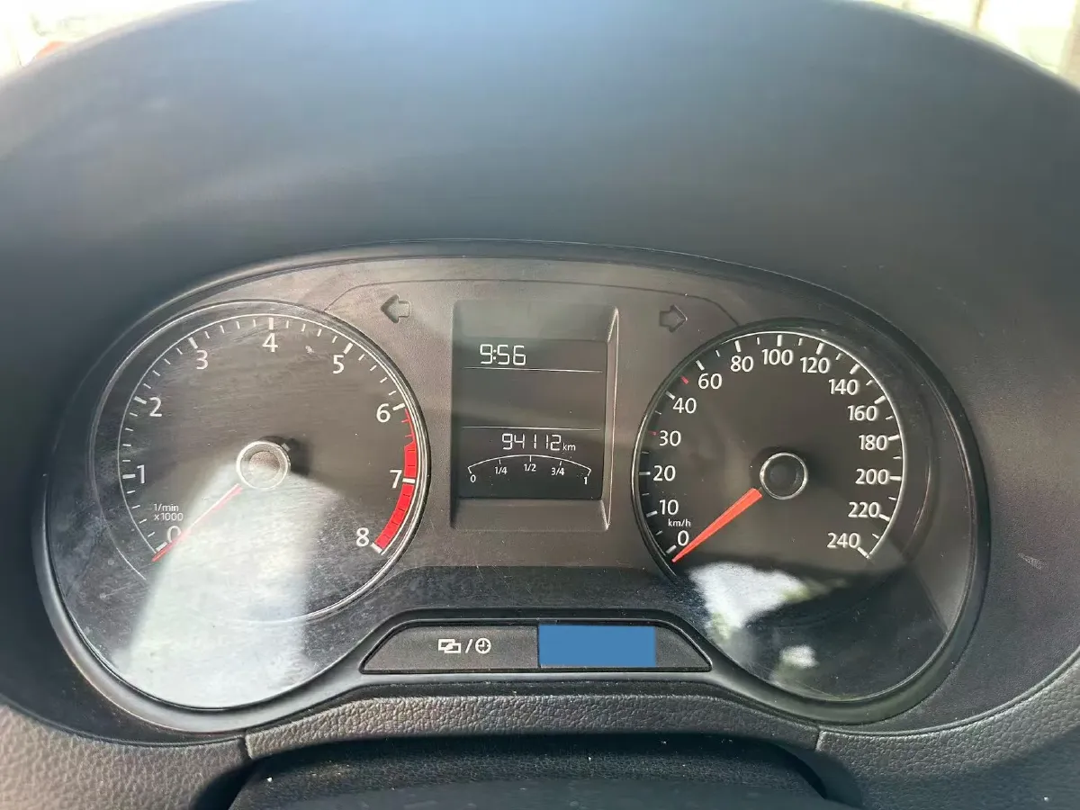 2016 Volkswagen Polo 1.4L 90HP L4 6AT,autocango,china used car exporter,china ev exporter,chinese used car exporter,chinese used ev exporter