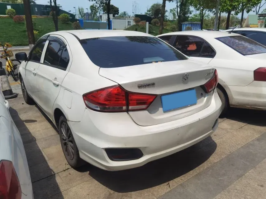 2017 Suzuki SX4 S-Cross 1.6L 122HP L4 5MT,autocango,china used car exporter,china ev exporter,chinese used car exporter,chinese used ev exporter