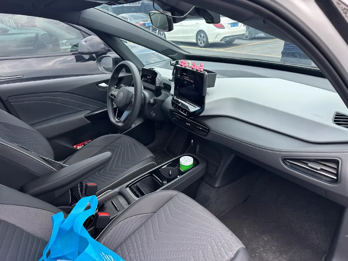 2024 Deepal SL03 BEV 58.89KWH,autocango,china used car exporter,china ev exporter,chinese used car exporter,chinese used ev exporter