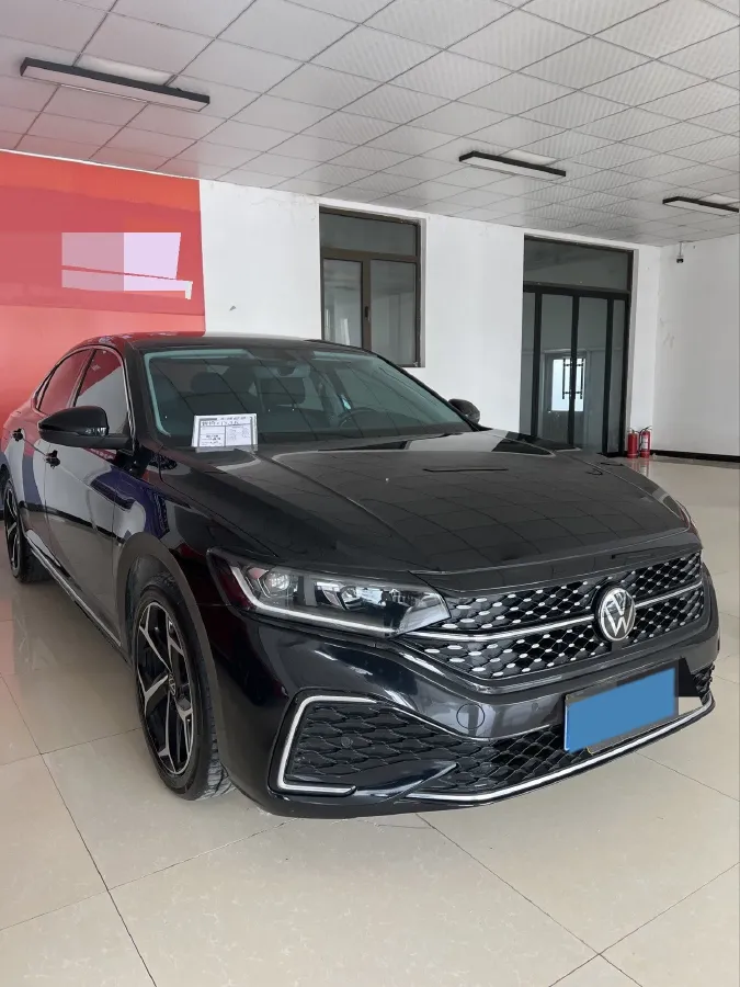2023 Volkswagen Passat 2.0T 186HP L4 7DCT,autocango,china used car exporter,china ev exporter,chinese used car exporter,chinese used ev exporter