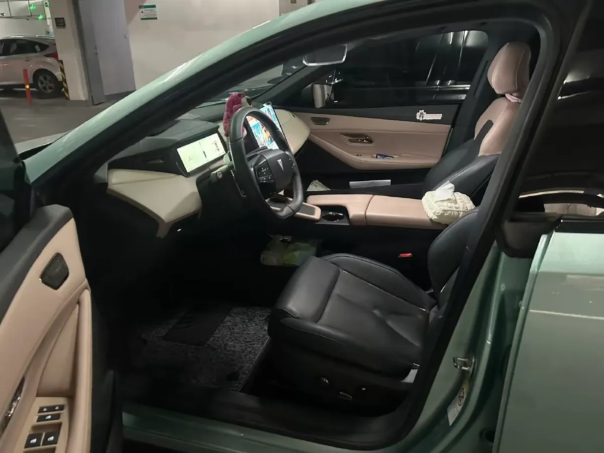 2022 DongFeng Forthing LingZhi EV BEV 68.4KWH,autocango,china used car exporter,china ev exporter,chinese used car exporter,chinese used ev exporter