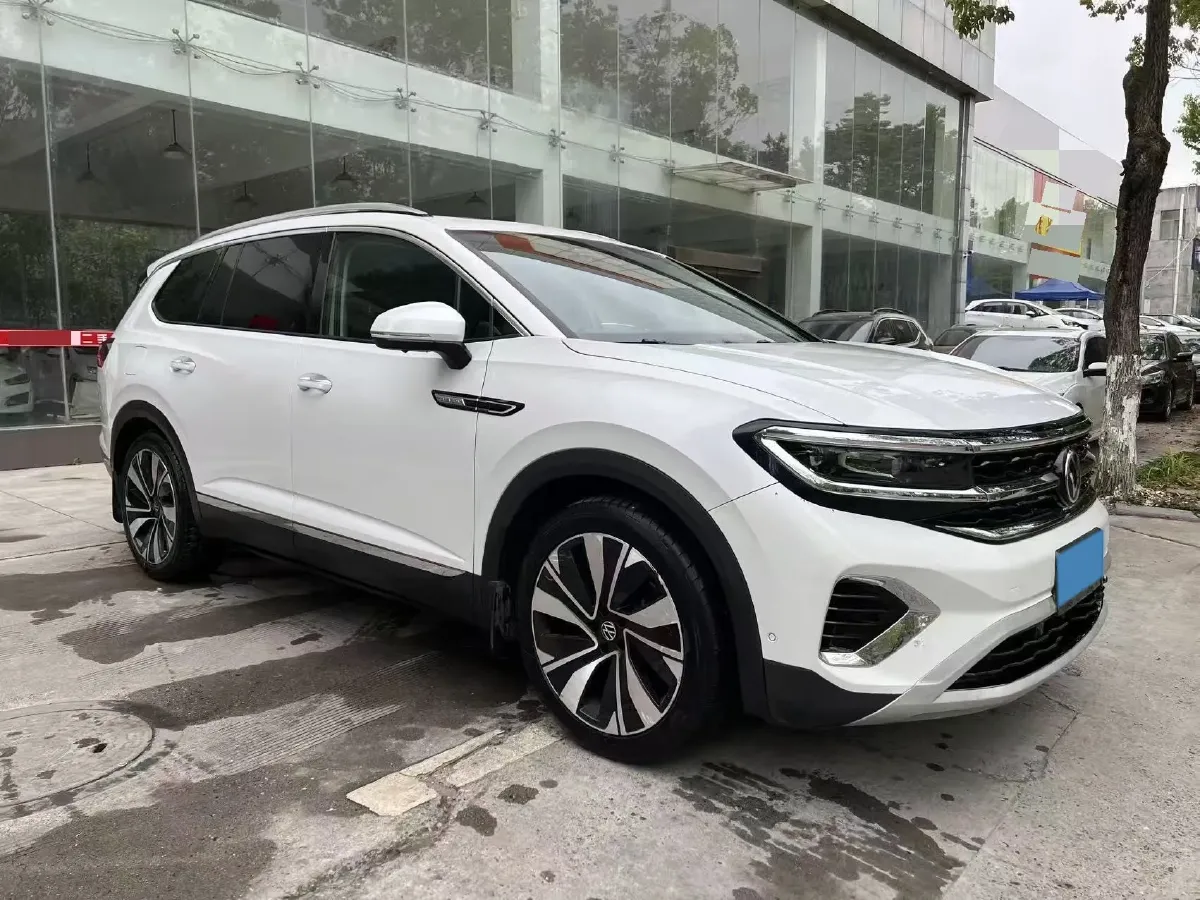 2022 Volkswagen Talagon 2.0T 220HP L4 7DCT,autocango,china used car exporter,china ev exporter,chinese used car exporter,chinese used ev exporter