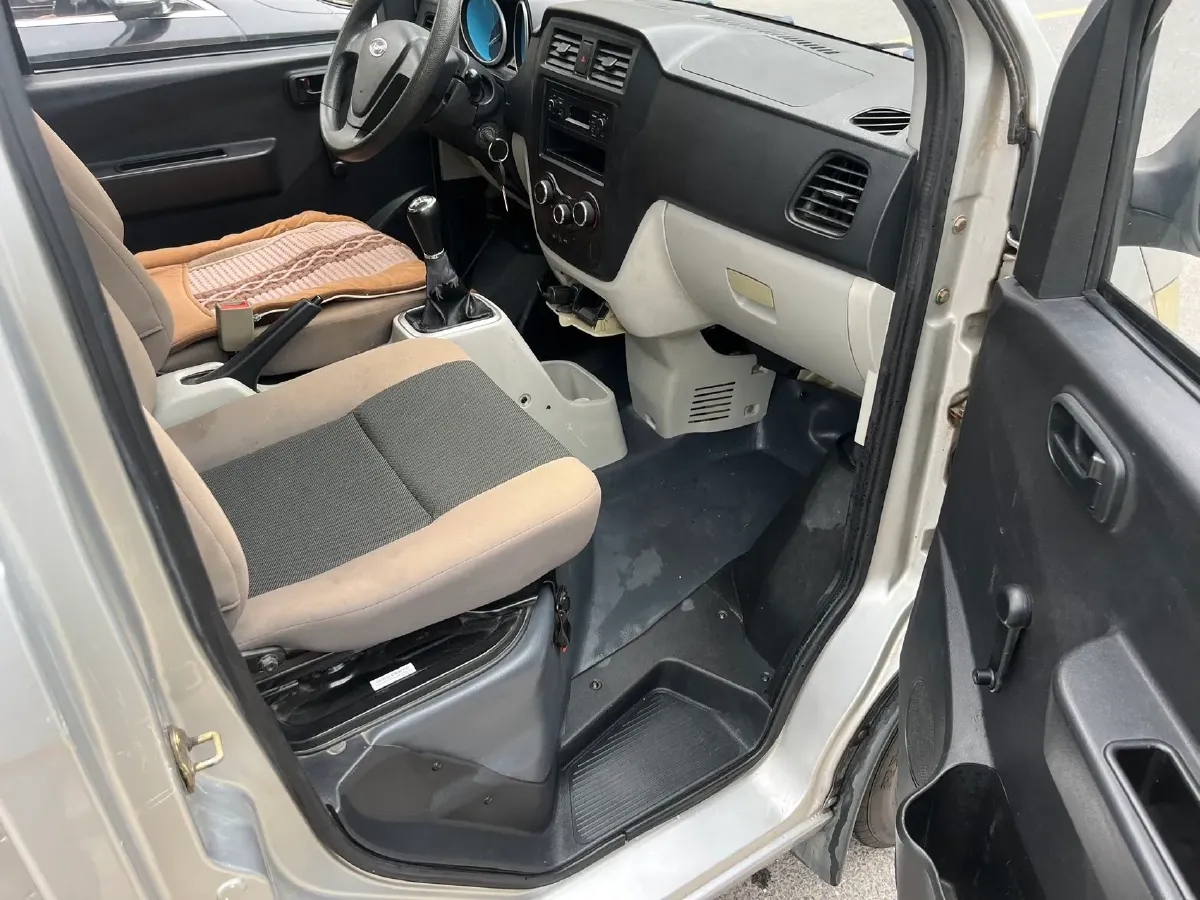 2019 Karry YouJin 1.5L 116HP L4 5MT,autocango,china used car exporter,china ev exporter,chinese used car exporter,chinese used ev exporter