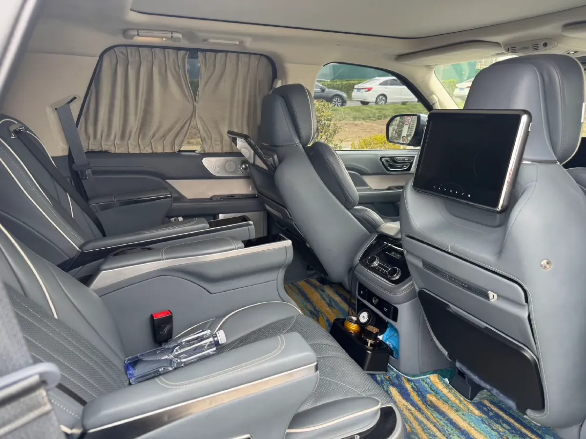 2020 Lincoln Navigator 3.5T 388HP V6 10AT,autocango,china used car exporter,china ev exporter,chinese used car exporter,chinese used ev exporter