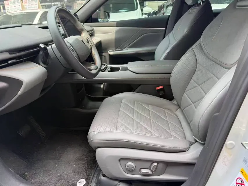 2025 ChangAn QiYuan A07 REEV 95HP REEV 28.4KWH,autocango,china used car exporter,china ev exporter,chinese used car exporter,chinese used ev exporter