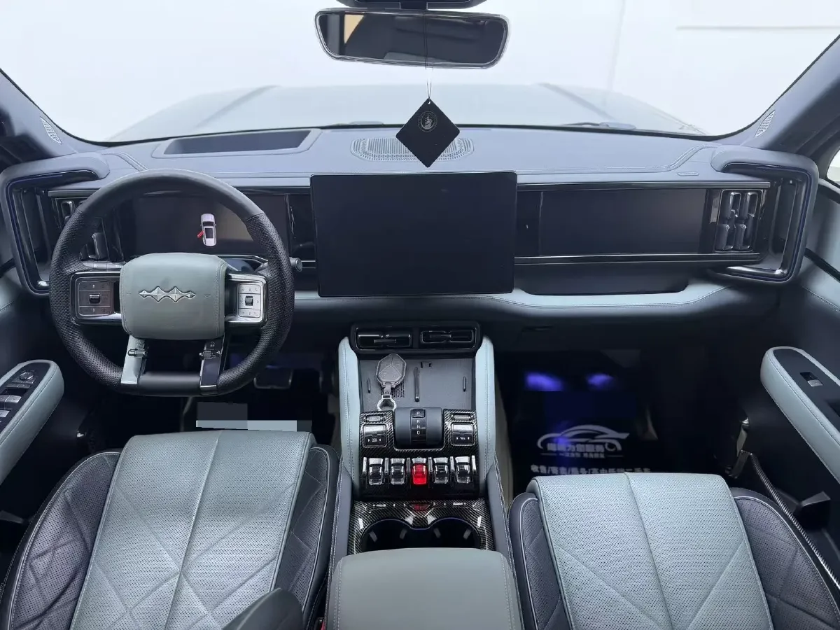 2023 FangChengBao Bao 5 1.5T 194HP L4 E-CVT PHEV 31.8KWH,autocango,china used car exporter,china ev exporter,chinese used car exporter,chinese used ev exporter