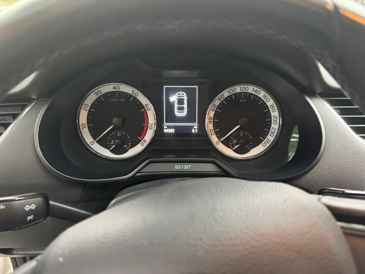 2018 Skoda Octavia 1.2T 116HP L4 7DCT,autocango,china used car exporter,china ev exporter,chinese used car exporter,chinese used ev exporter