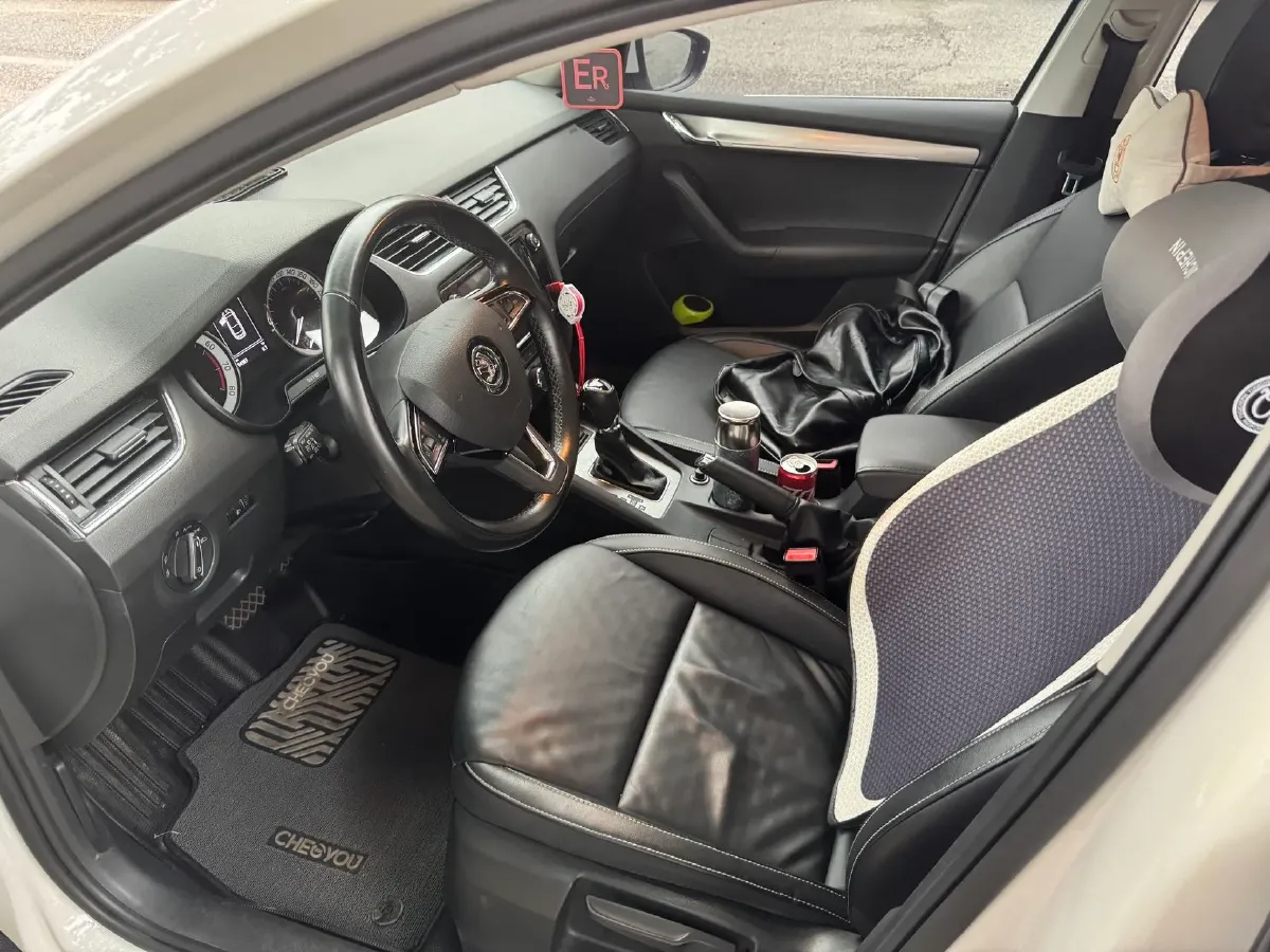 2018 Skoda Octavia 1.2T 116HP L4 7DCT,autocango,china used car exporter,china ev exporter,chinese used car exporter,chinese used ev exporter