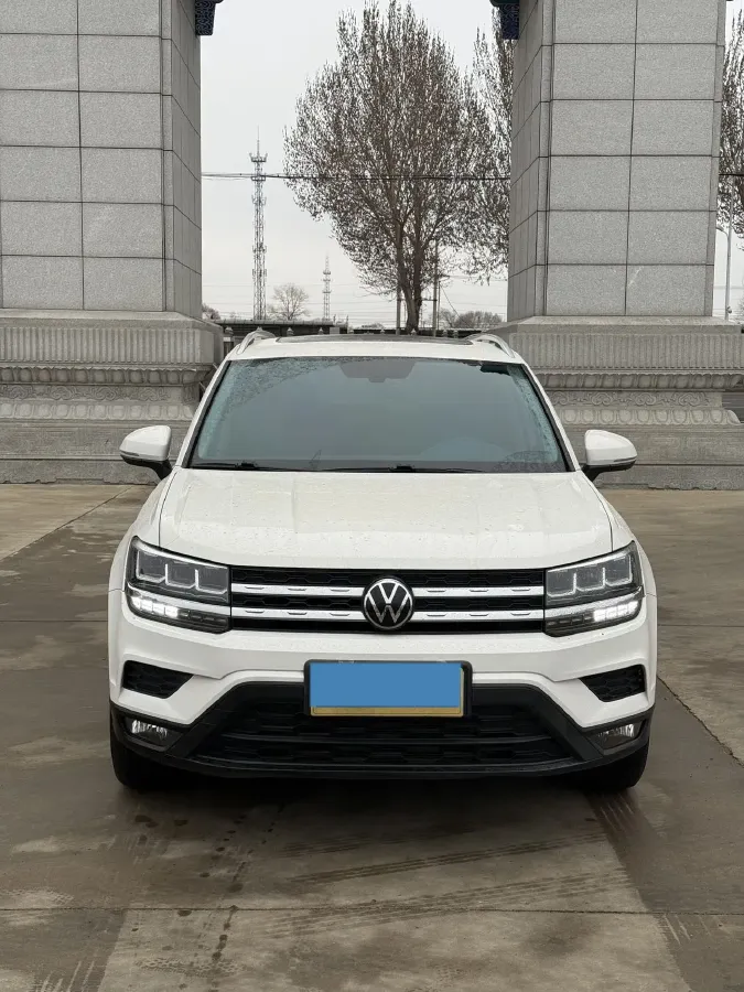 2022 Ford Transit 2.0T 202HP L4 6AT,autocango,china used car exporter,china ev exporter,chinese used car exporter,chinese used ev exporter