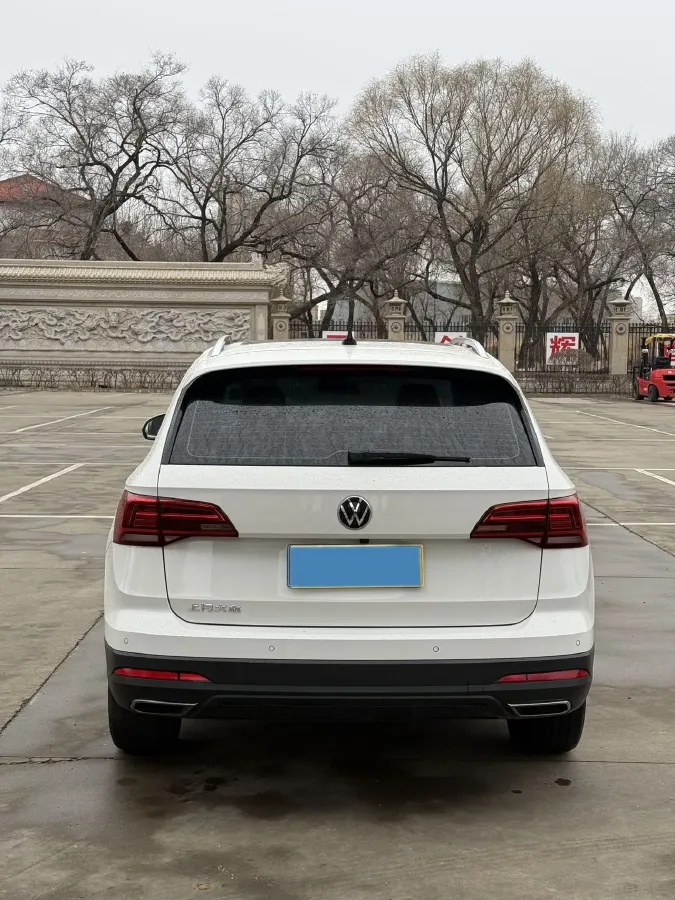 2022 Ford Transit 2.0T 202HP L4 6AT,autocango,china used car exporter,china ev exporter,chinese used car exporter,chinese used ev exporter