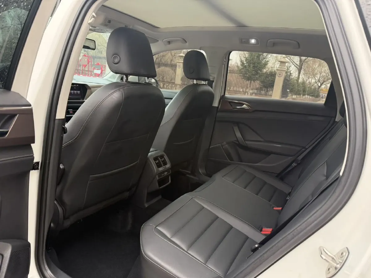 2022 Ford Transit 2.0T 202HP L4 6AT,autocango,china used car exporter,china ev exporter,chinese used car exporter,chinese used ev exporter