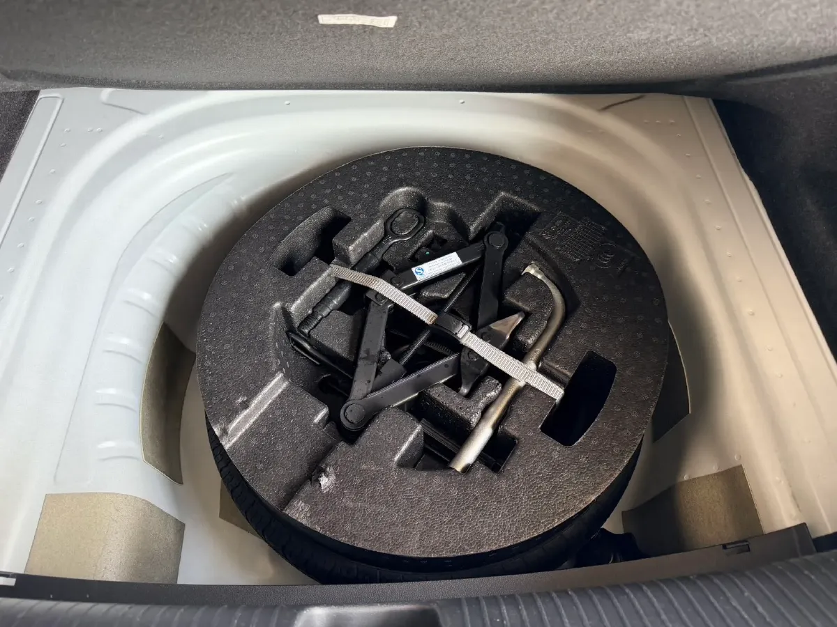 2021 Volkswagen Bora 1.5L 113HP L4 6AT,autocango,china used car exporter,china ev exporter,chinese used car exporter,chinese used ev exporter