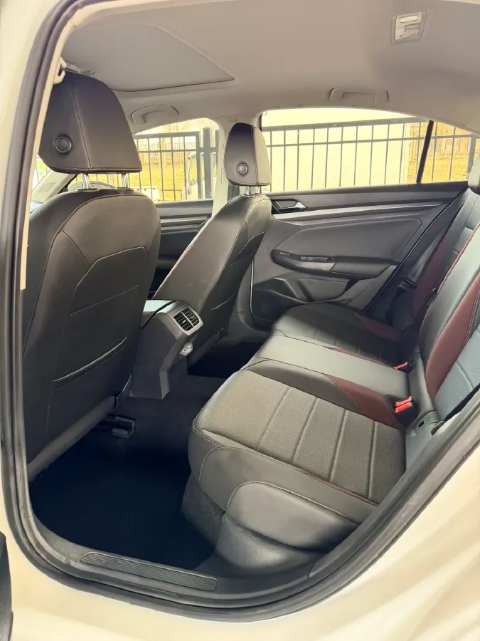 2021 Volkswagen Bora 1.5L 113HP L4 6AT,autocango,china used car exporter,china ev exporter,chinese used car exporter,chinese used ev exporter