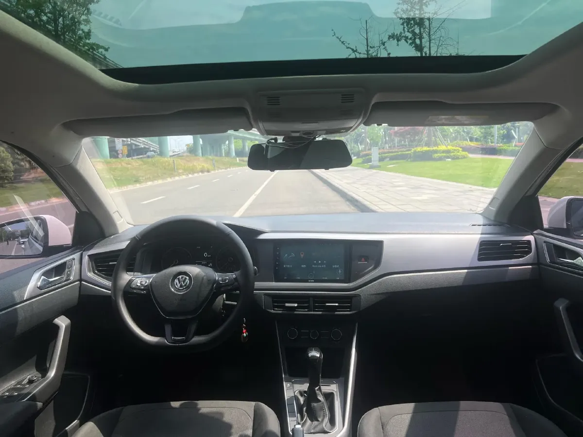 2019 Volkswagen Polo 1.5L 113HP L4 6AT,autocango,china used car exporter,china ev exporter,chinese used car exporter,chinese used ev exporter