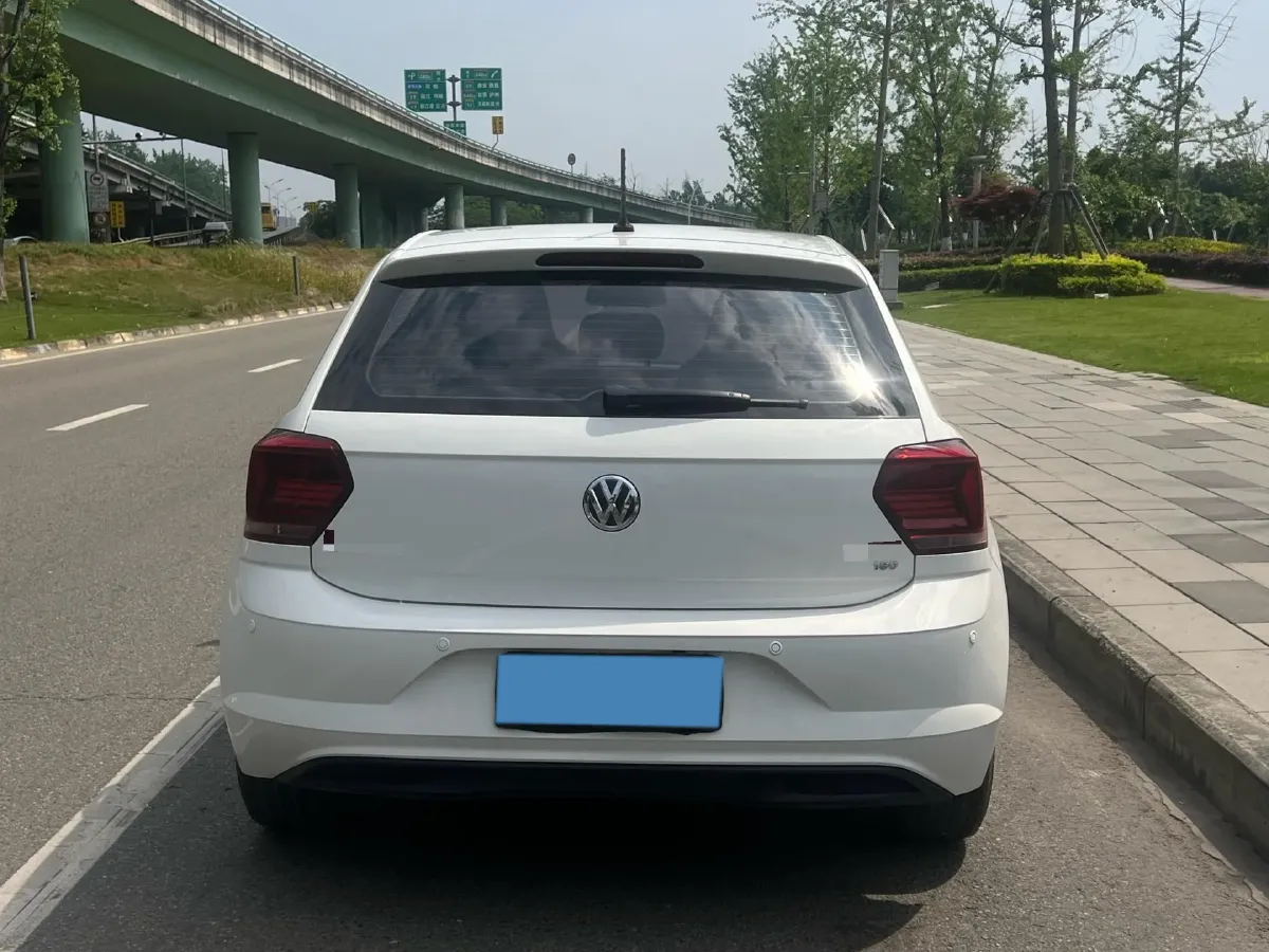 2019 Volkswagen Polo 1.5L 113HP L4 6AT,autocango,china used car exporter,china ev exporter,chinese used car exporter,chinese used ev exporter