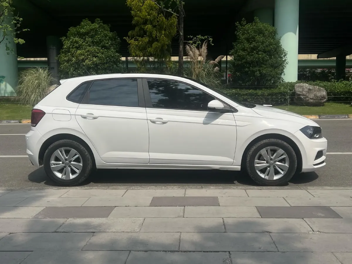 2019 Volkswagen Polo 1.5L 113HP L4 6AT,autocango,china used car exporter,china ev exporter,chinese used car exporter,chinese used ev exporter