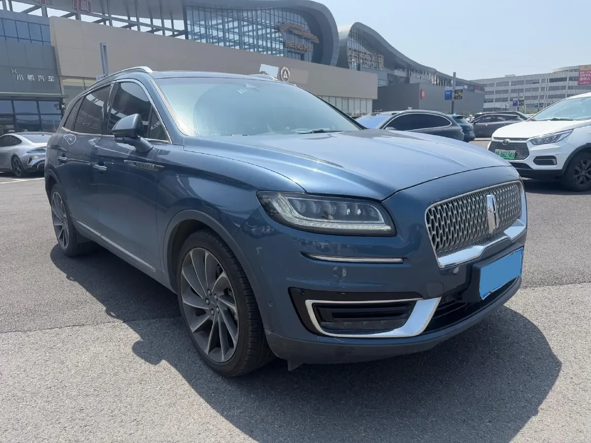 2019 Lincoln Nautilus 2.7T 329HP V6 8AT,autocango,china used car exporter,china ev exporter,chinese used car exporter,chinese used ev exporter