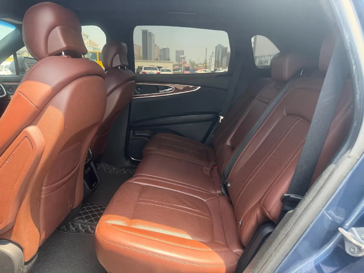 2019 Lincoln Nautilus 2.7T 329HP V6 8AT,autocango,china used car exporter,china ev exporter,chinese used car exporter,chinese used ev exporter