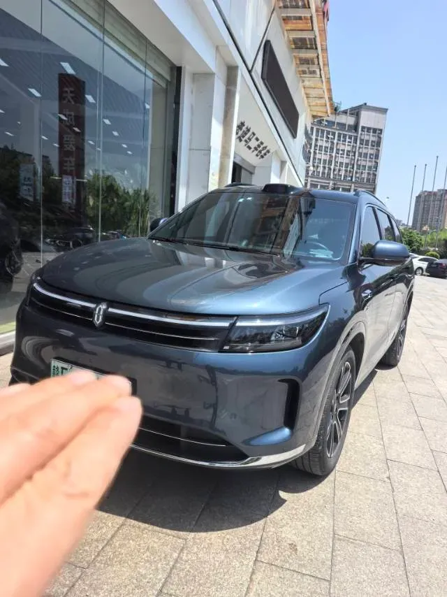 2024 AITO AITO M7 1.5T 152HP L4 REEV 42KWH,autocango,china used car exporter,china ev exporter,chinese used car exporter,chinese used ev exporter