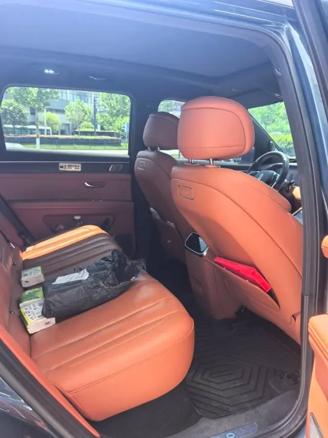 2024 AITO AITO M7 1.5T 152HP L4 REEV 42KWH,autocango,china used car exporter,china ev exporter,chinese used car exporter,chinese used ev exporter