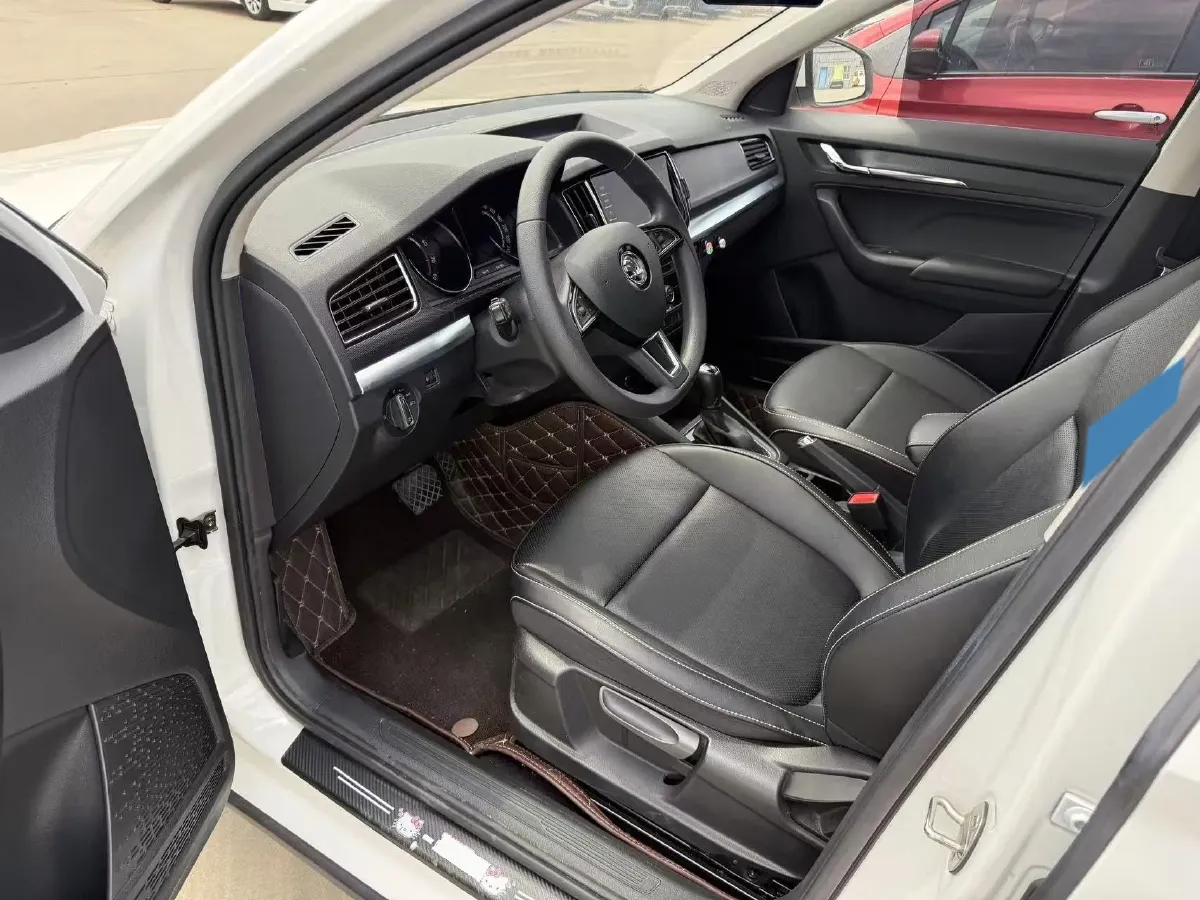 2022 Skoda Kamiq 1.5L 112HP L4 6AT,autocango,china used car exporter,china ev exporter,chinese used car exporter,chinese used ev exporter