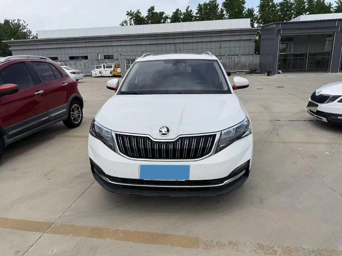 2022 Skoda Kamiq 1.5L 112HP L4 6AT,autocango,china used car exporter,china ev exporter,chinese used car exporter,chinese used ev exporter