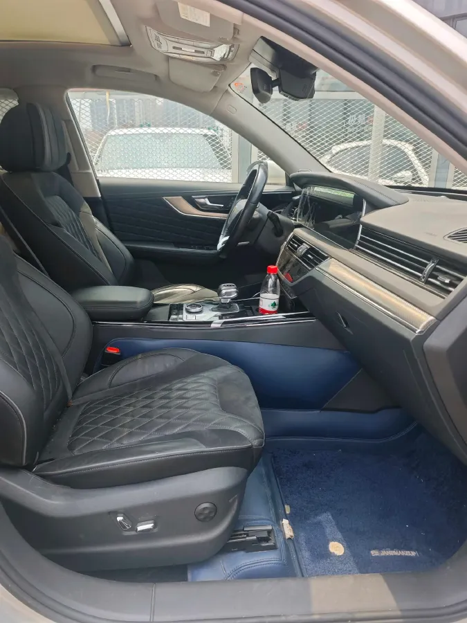 2019 HongQi HS5 2.0T 224HP L4 6AT,autocango,china used car exporter,china ev exporter,chinese used car exporter,chinese used ev exporter