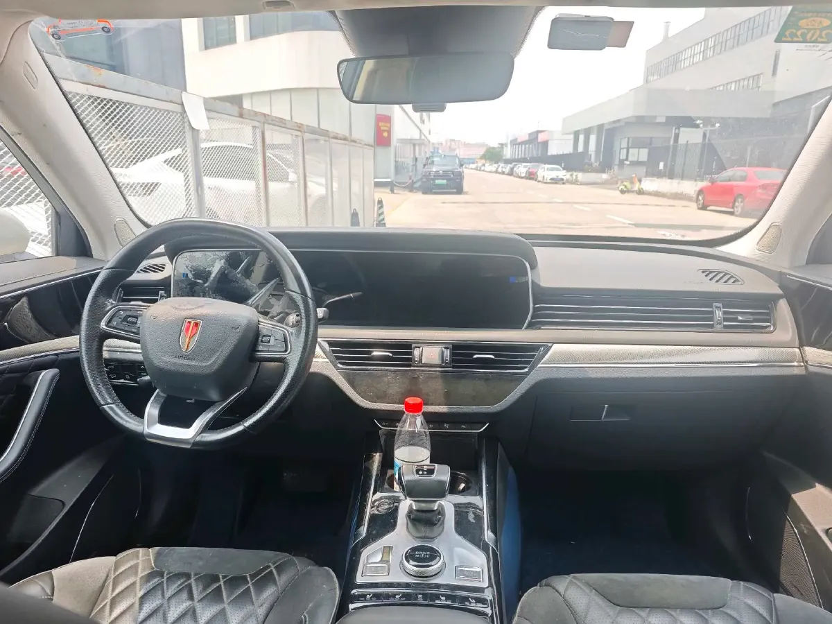 2019 HongQi HS5 2.0T 224HP L4 6AT,autocango,china used car exporter,china ev exporter,chinese used car exporter,chinese used ev exporter