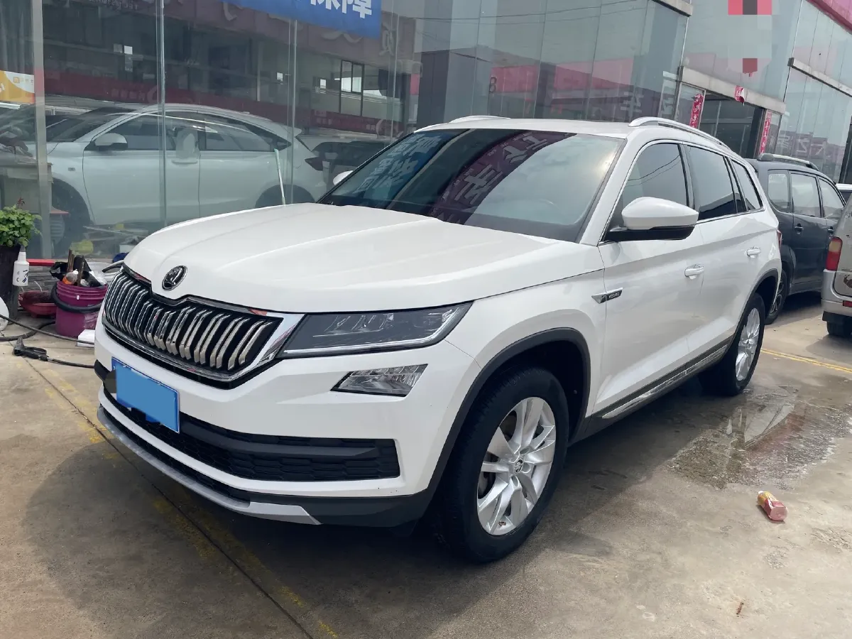 2018 Skoda Kodiak 2.0T 186HP L4 7DCT,autocango,china used car exporter,china ev exporter,chinese used car exporter,chinese used ev exporter