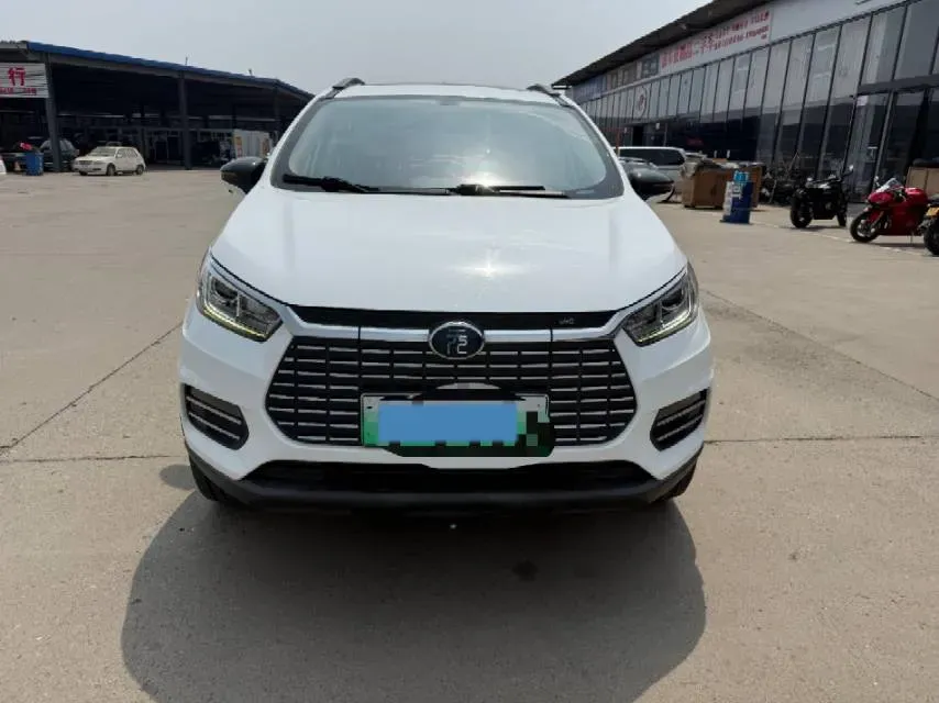 2018 BYD Yuan BEV 43.2KWH,autocango,china used car exporter,china ev exporter,chinese used car exporter,chinese used ev exporter