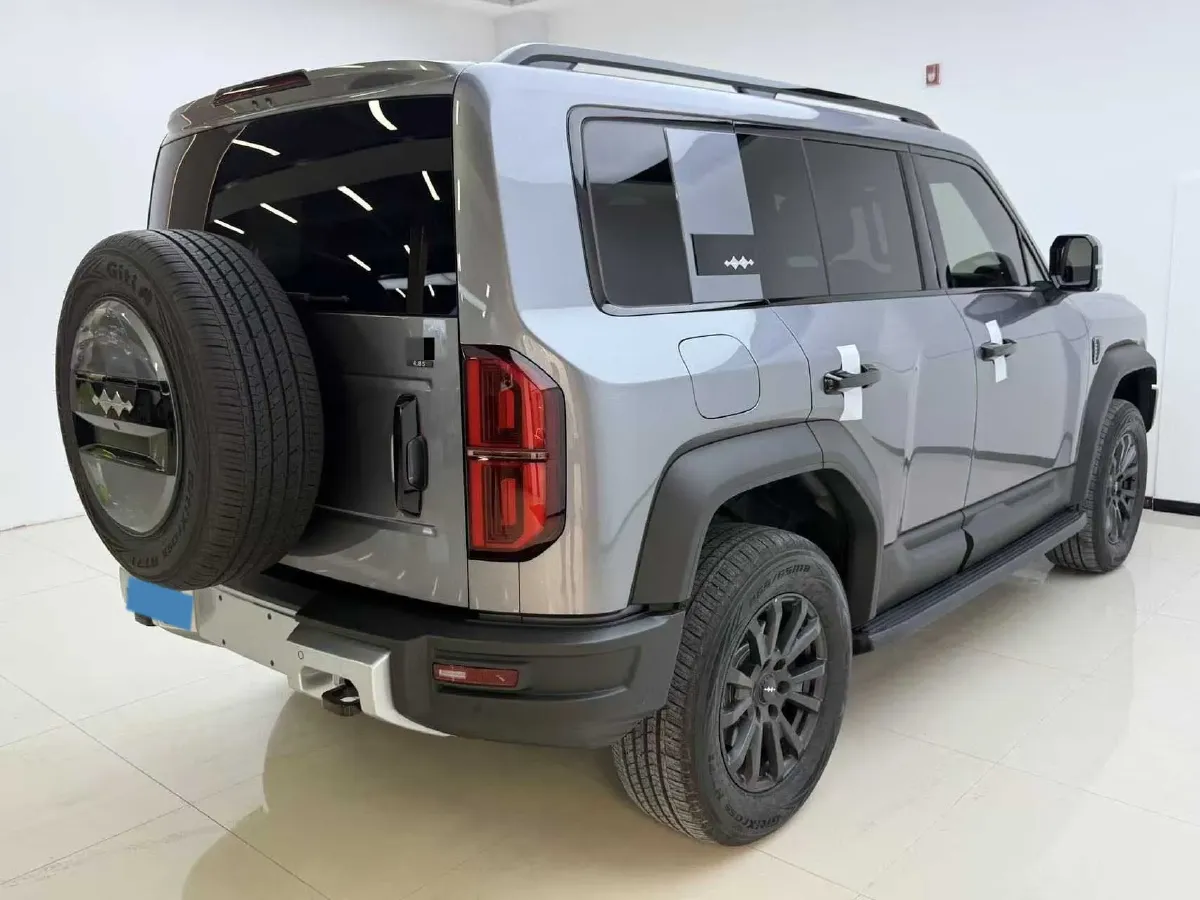 2023 FangChengBao Bao 5 1.5T 194HP L4 E-CVT PHEV 31.8KWH,autocango,china used car exporter,china ev exporter,chinese used car exporter,chinese used ev exporter