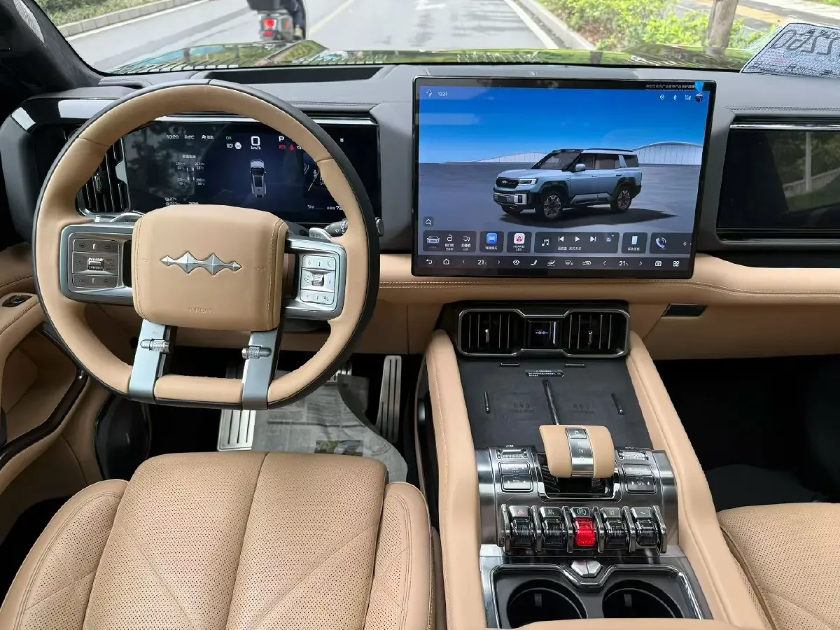 2025 FangChengBao Bao 8 2.0T 245HP L4 E-CVT PHEV 36.8KWH,autocango,china used car exporter,china ev exporter,chinese used car exporter,chinese used ev exporter