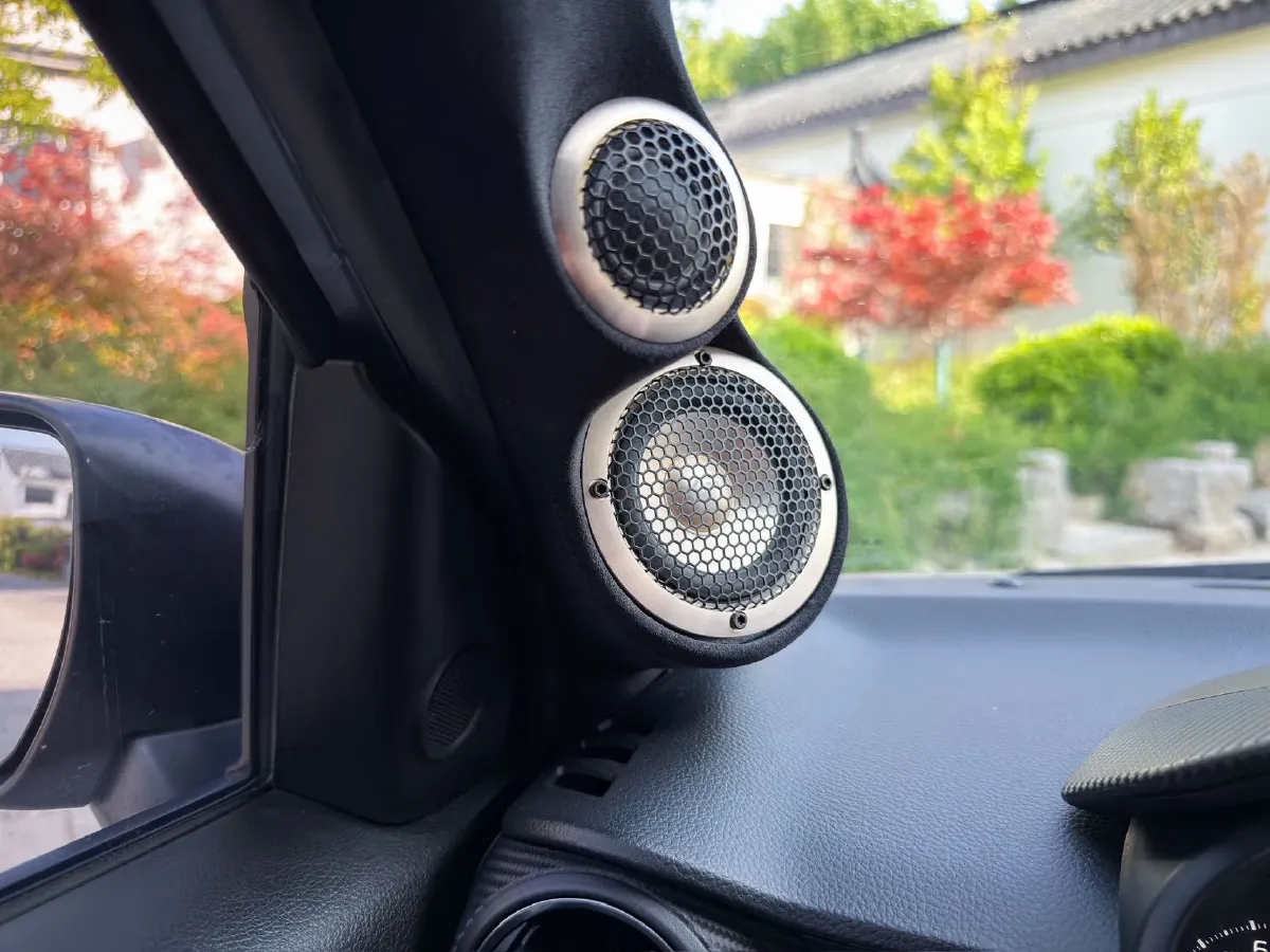 2017 Suzuki Ignis 1.2L 91HP L4 CVT,autocango,china used car exporter,china ev exporter,chinese used car exporter,chinese used ev exporter