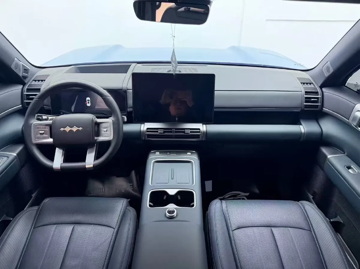 2025 FangChengBao Tai 7 1.5T 156HP L4 E-CVT PHEV,autocango,china used car exporter,china ev exporter,chinese used car exporter,chinese used ev exporter