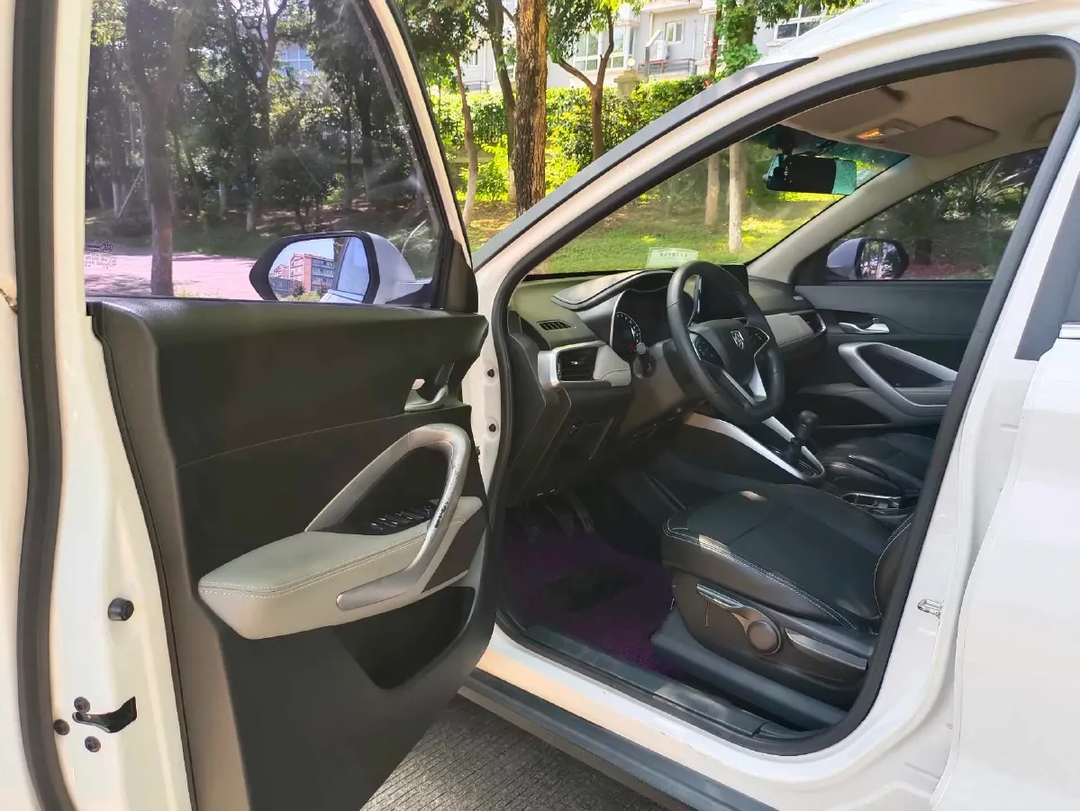 2017 BaoJun 510 1.5L 112HP L4 6MT,autocango,china used car exporter,china ev exporter,chinese used car exporter,chinese used ev exporter