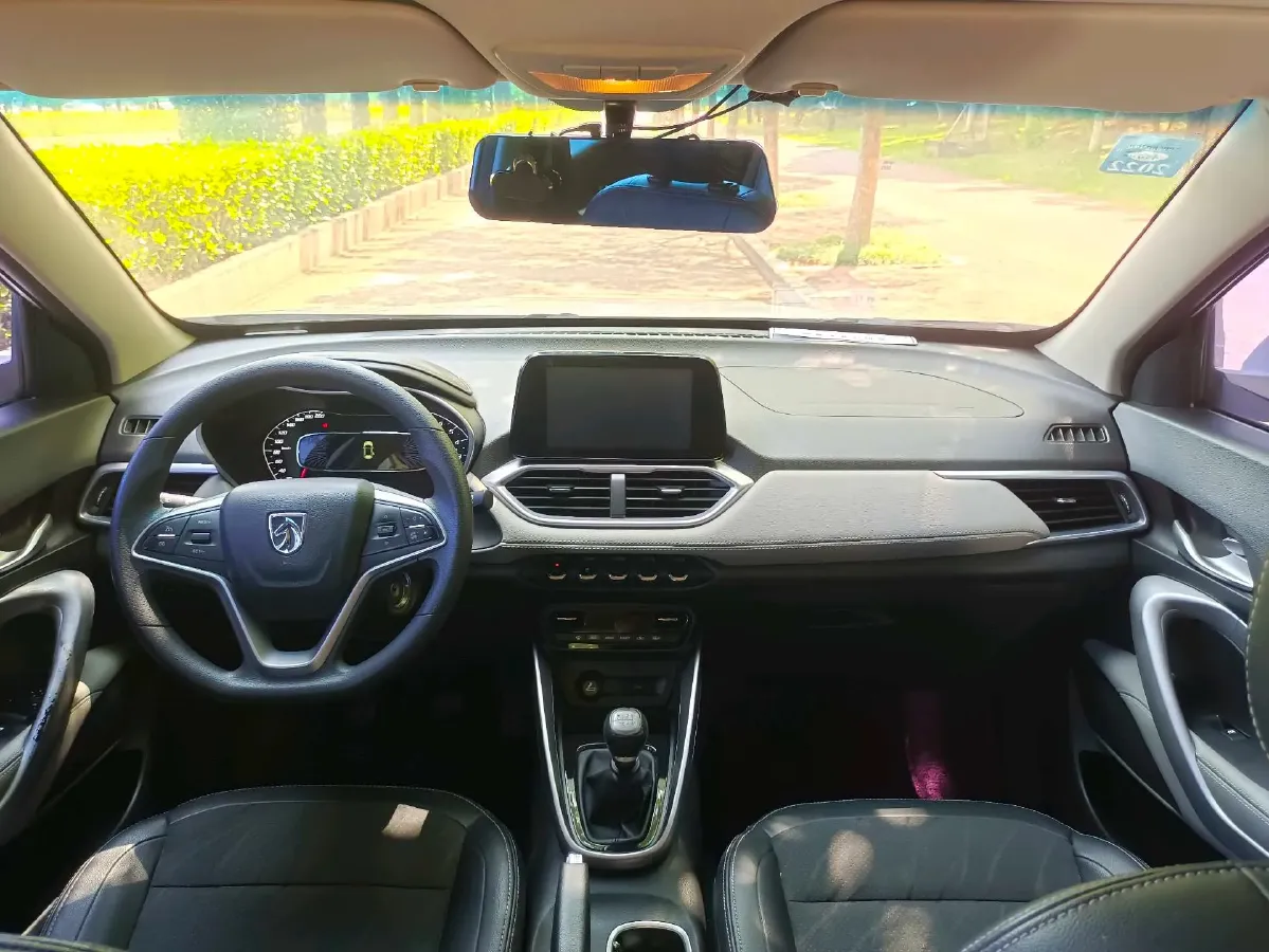 2017 BaoJun 510 1.5L 112HP L4 6MT,autocango,china used car exporter,china ev exporter,chinese used car exporter,chinese used ev exporter