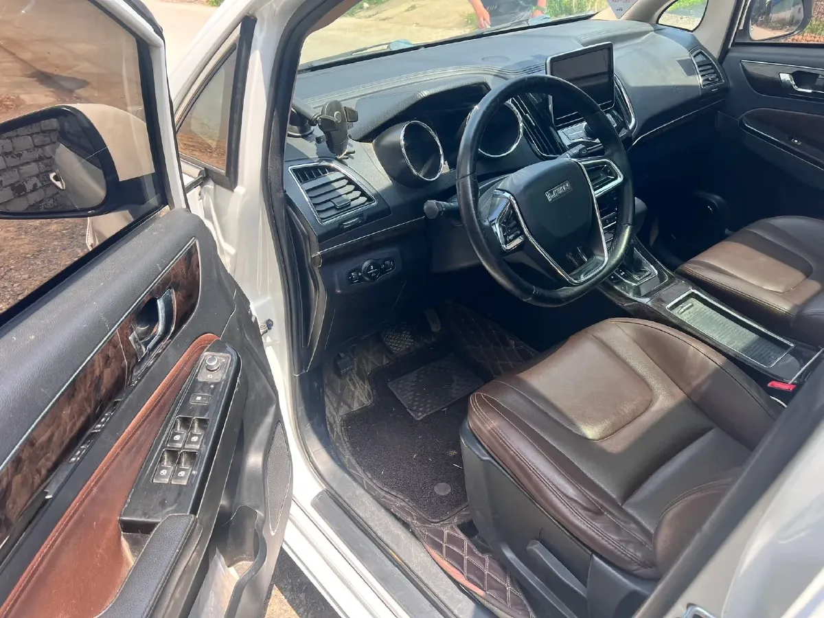 2017 LiFan XuanLang 1.5T 141HP L4 8AT,autocango,china used car exporter,china ev exporter,chinese used car exporter,chinese used ev exporter