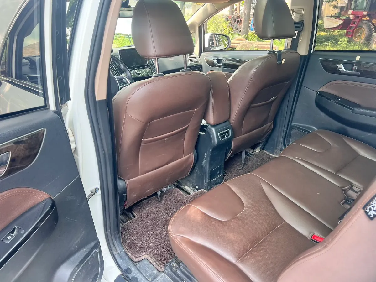 2017 LiFan XuanLang 1.5T 141HP L4 8AT,autocango,china used car exporter,china ev exporter,chinese used car exporter,chinese used ev exporter