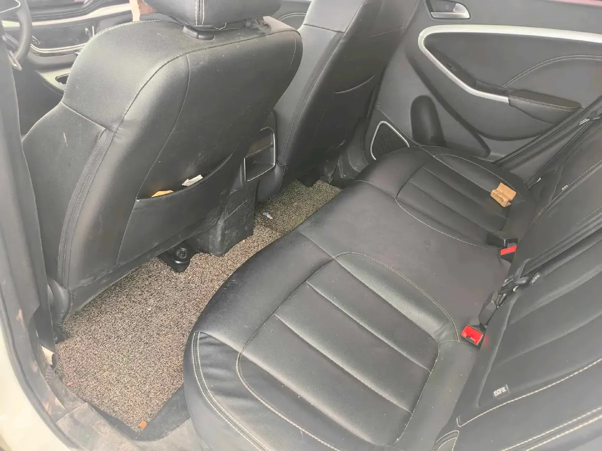 2021 Yema BoJun 1.5L 112HP L4 CVT,autocango,china used car exporter,china ev exporter,chinese used car exporter,chinese used ev exporter