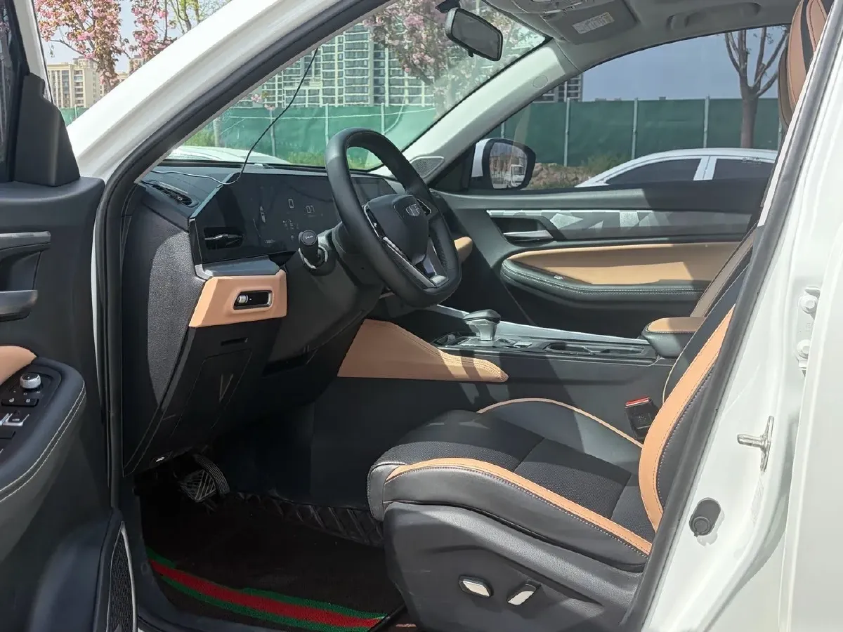 2024 Geely OkavangoPRO 1.5T 181HP L4 7DCT,autocango,china used car exporter,china ev exporter,chinese used car exporter,chinese used ev exporter